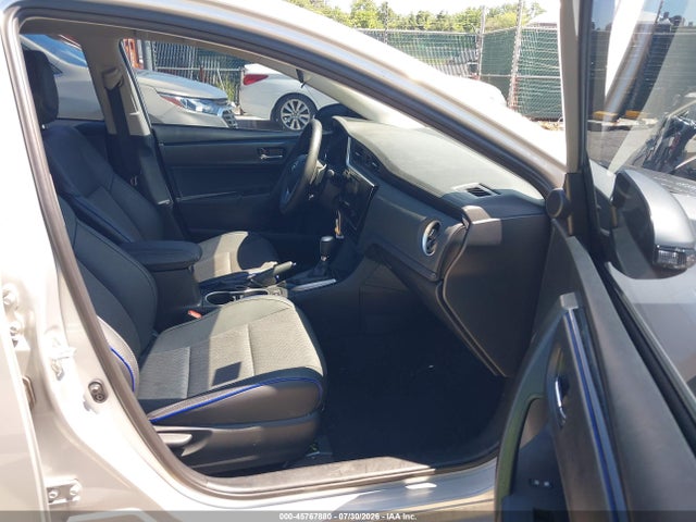 2018 Toyota COROLLA SE — фото 5