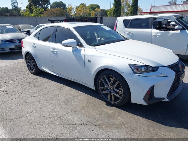 2018 LEXUS IS 