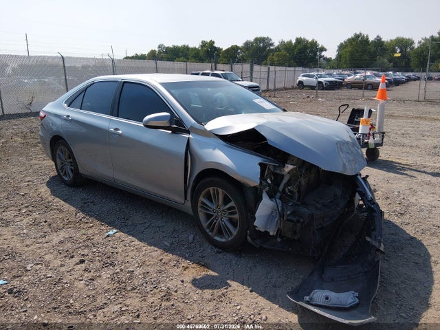 2017 TOYOTA CAMRY SE