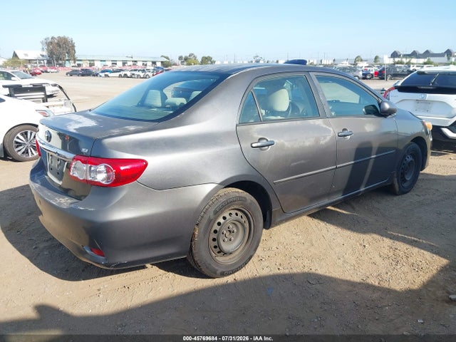 2011 Toyota COROLLA LE 照片 4