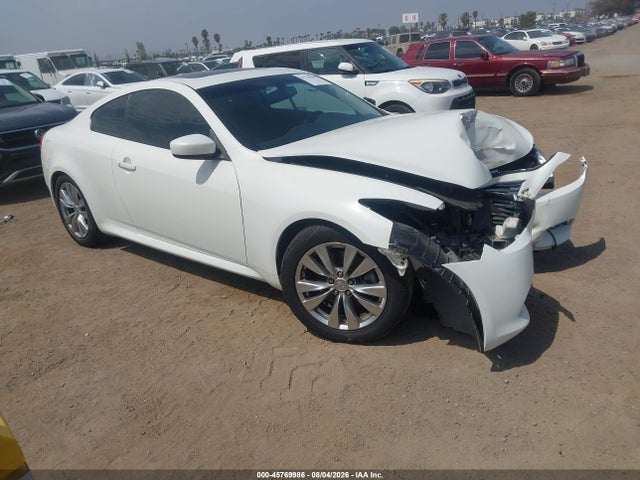 2012 INFINITI G37 JOURNEY