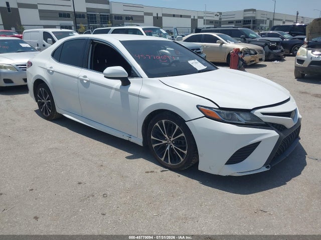 2020 TOYOTA CAMRY SE