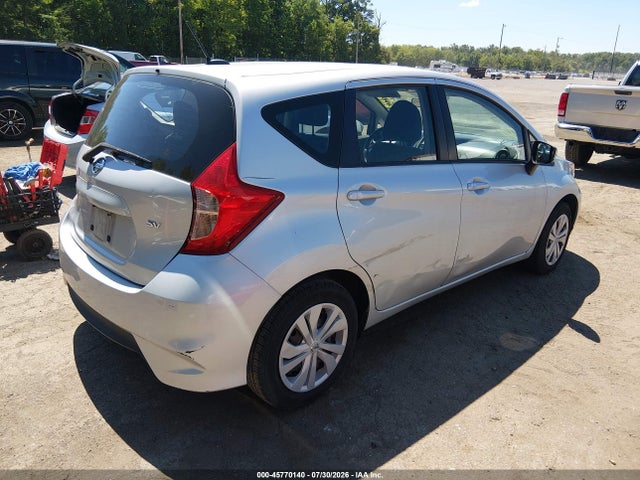 2018 Nissan VERSA NOTE SV 照片 4