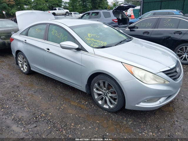 2011 HYUNDAI SONATA SE