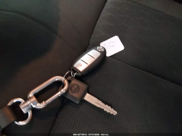 صورة مصغرة 11 لـ 2017 Nissan TITAN SV