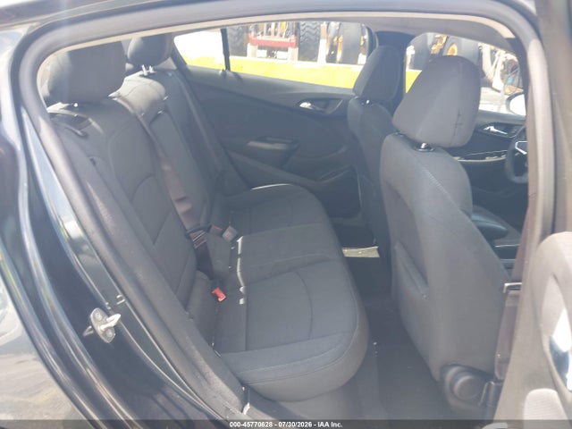 2017 Chevrolet CRUZE LT AUTO photo 8