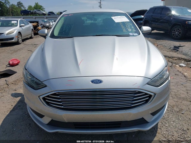 2017 FORD FUSION SE 12