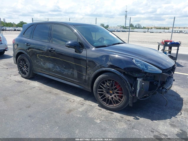 2016 PORSCHE CAYENNE GTS