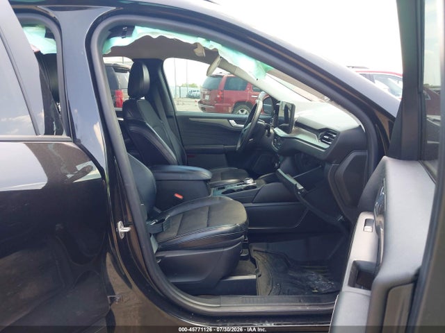 2024 FORD ESCAPE PHEV 5