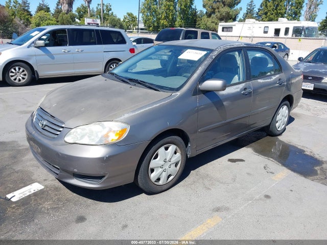 2004 Toyota COROLLA LE photo 2