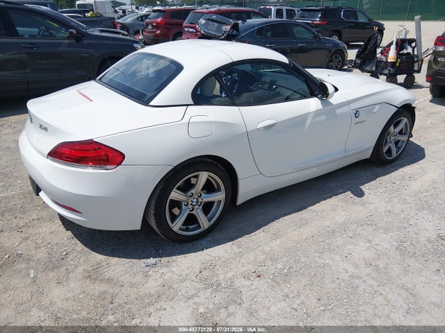 صورة 4 لـ 2011 BMW Z4 SDRIVE30I