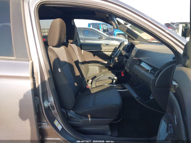 2018 MITSUBISHI OUTLANDER LE 5