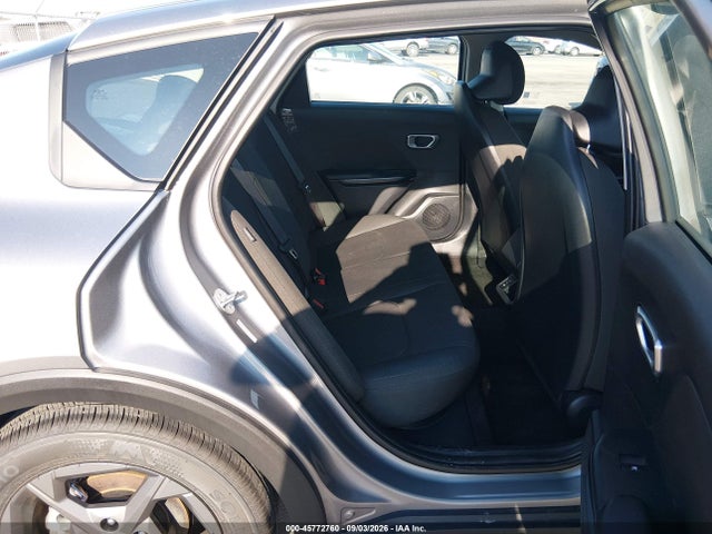 2026 KIA K4 LXS 8