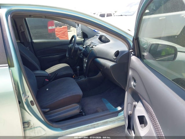 2007 Toyota YARIS 照片 5