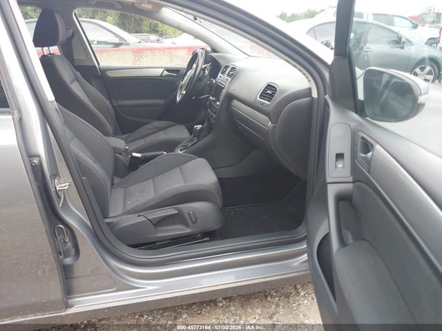 صورة 5 لـ 2014 Volkswagen GOLF 2.0L TDI