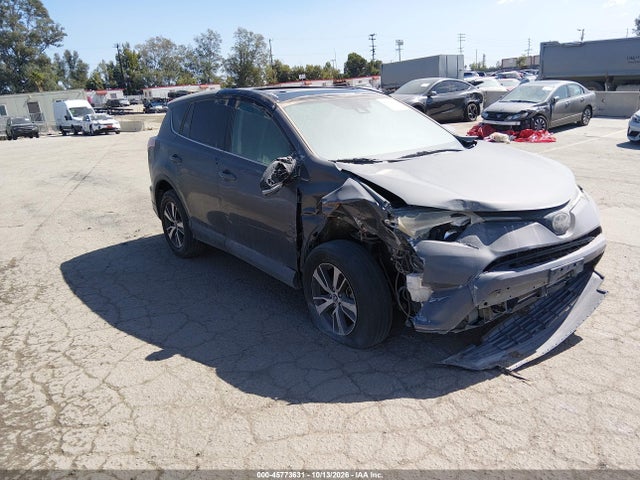 2018 TOYOTA RAV4 XLE