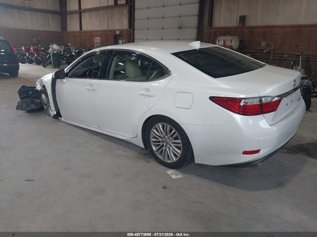 2015 Lexus ES 350 — фото 3