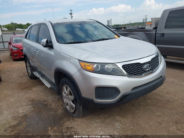 2012 KIA SORENTO LX