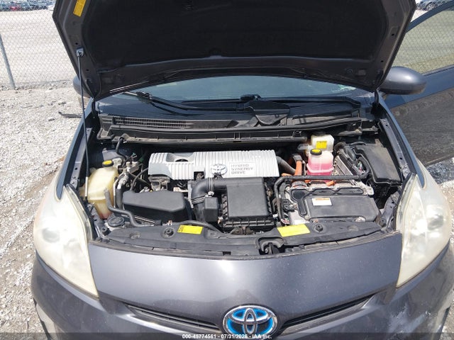 2013 Toyota PRIUS THREE 照片 10
