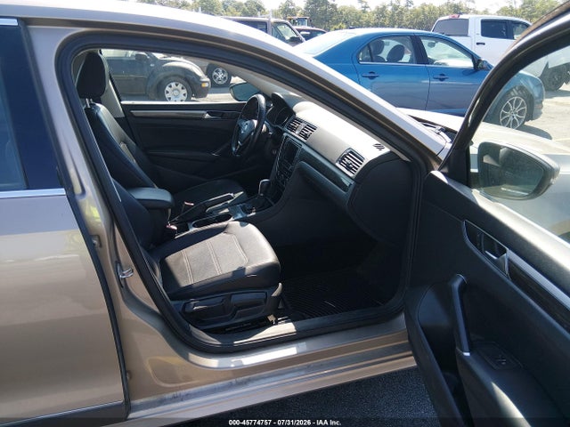 2016 Volkswagen PASSAT 1.8T SE photo 5