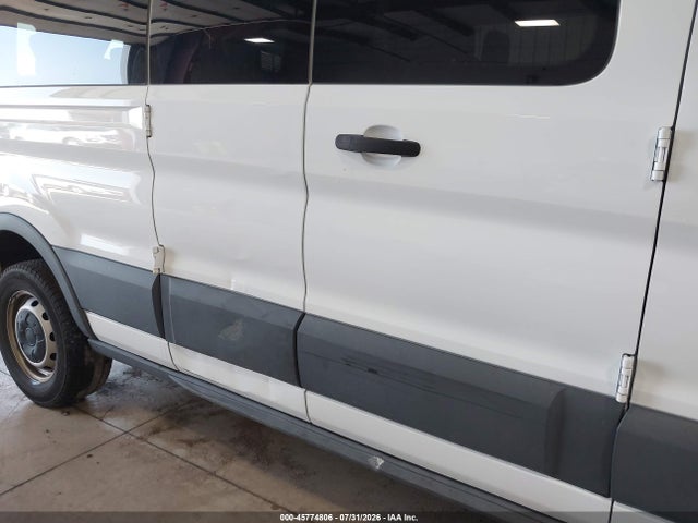 2018 FORD TRANSIT-350 XL 13