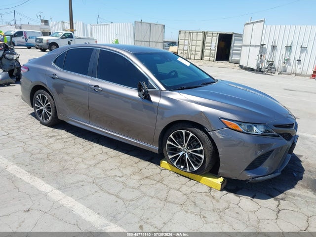 2019 TOYOTA CAMRY SE