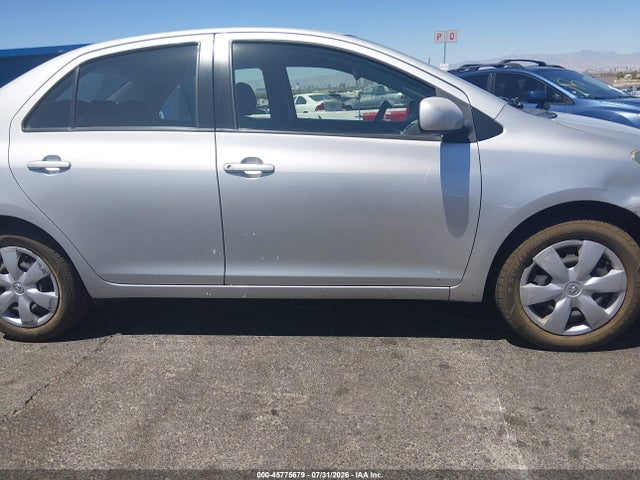 2007 Toyota YARIS 照片 6
