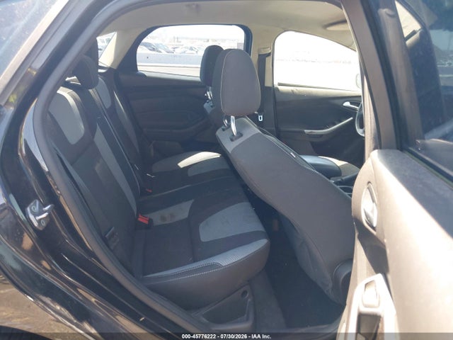 صورة 8 لـ 2012 FORD FOCUS SE