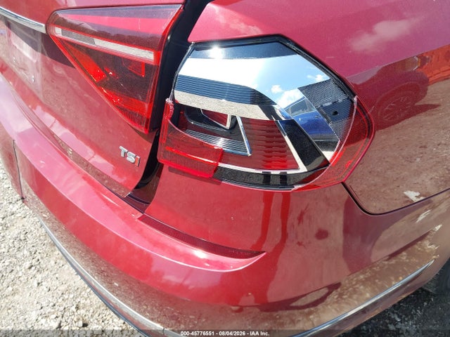 2017 Volkswagen PASSAT 1.8T R-LINE — фото 20