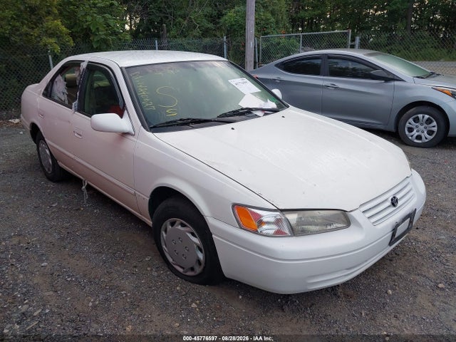 1998 TOYOTA CAMRY LE