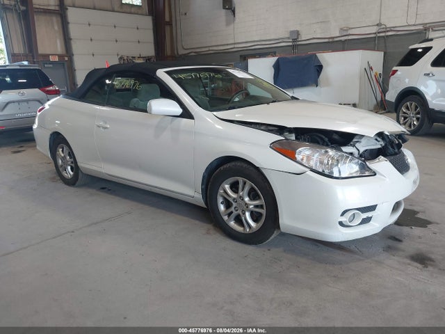 2008 TOYOTA CAMRY SE