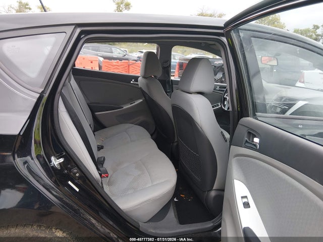 2012 Hyundai ACCENT SE photo 8