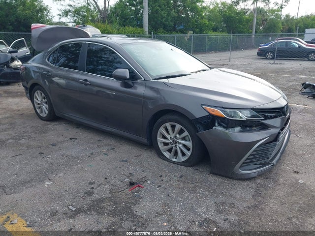 2022 TOYOTA CAMRY LE
