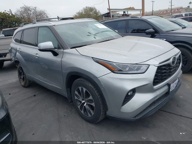 2022 TOYOTA HIGHLANDE XLE