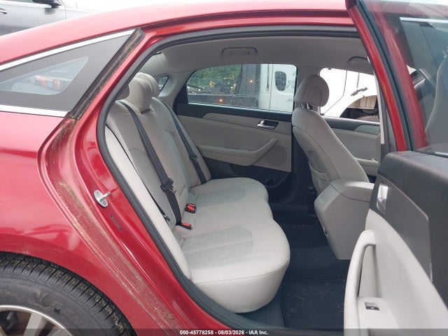 صورة 8 لـ 2015 Hyundai SONATA SE
