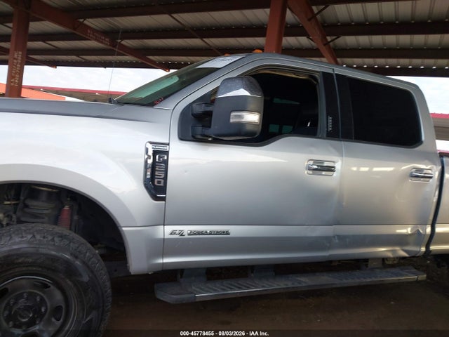 صورة 14 لـ 2017 FORD F-250 LARIAT