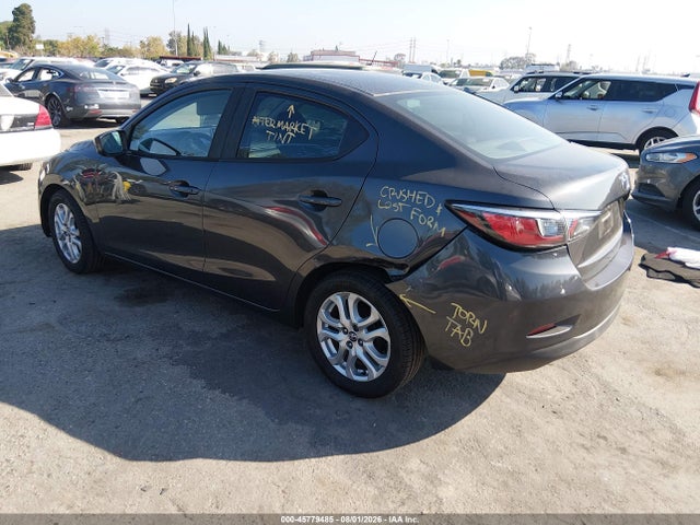 2017 TOYOTA YARIS IA 3