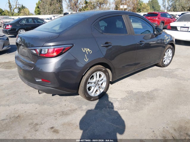 2017 TOYOTA YARIS IA 4