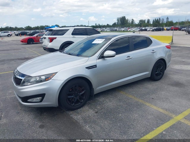 2012 KIA OPTIMA LX 照片 2