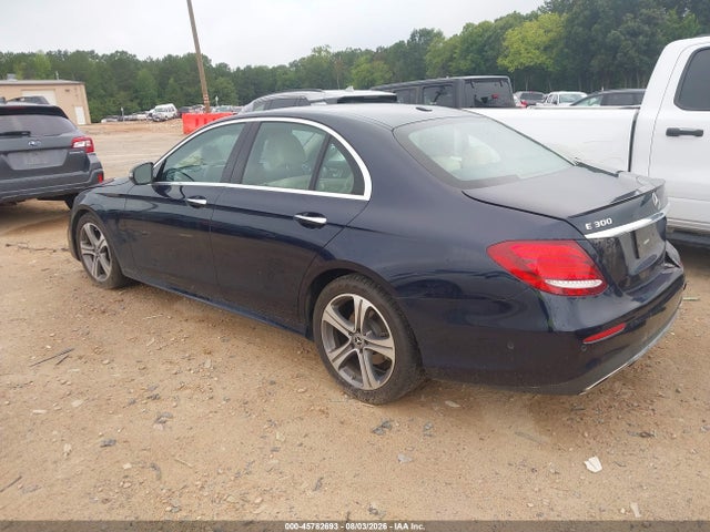 2018 Mercedes-BENZ E 300 — фото 3