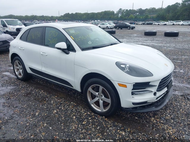 2020 PORSCHE MACAN 