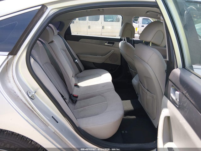 2017 Hyundai SONATA — фото 8