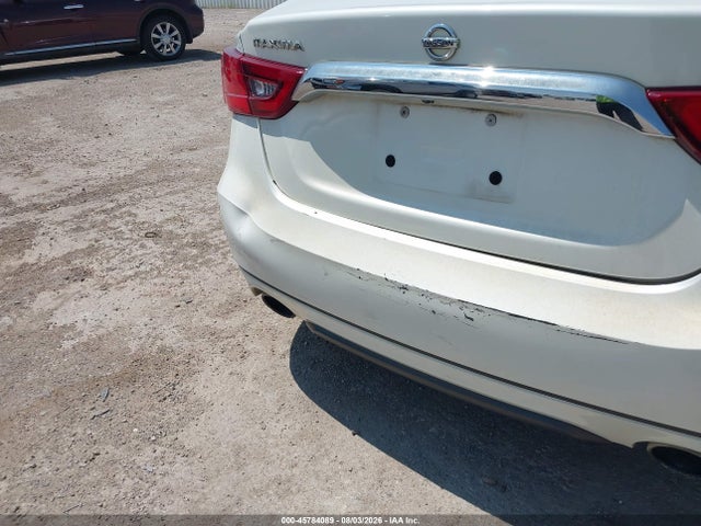 2017 Nissan MAXIMA 3.5 SV thumbnail 17