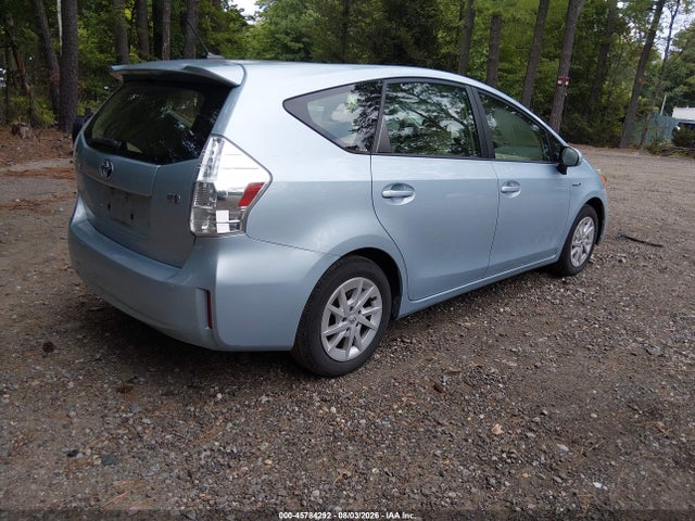 2013 Toyota PRIUS V THREE 照片 4