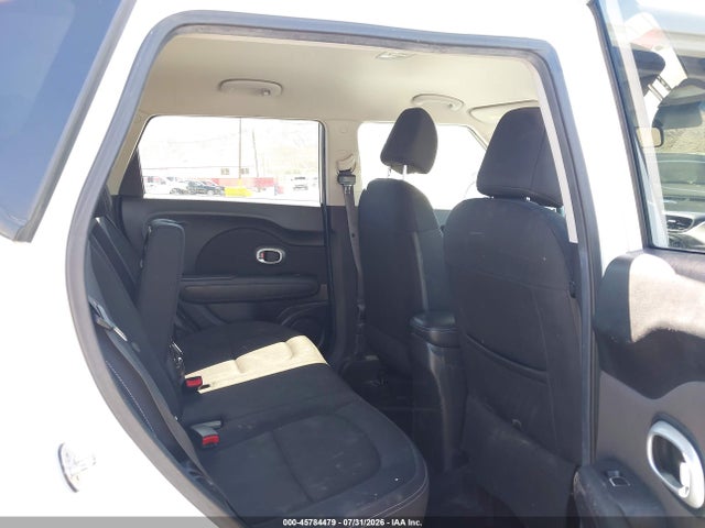 2017 KIA SOUL + 照片 8