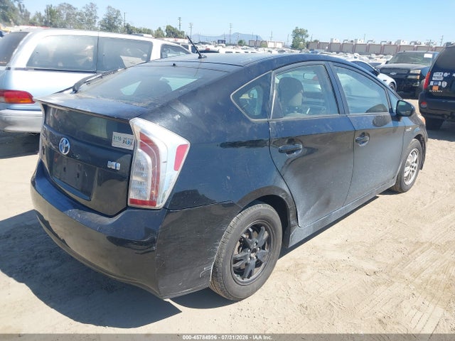 2014 Toyota PRIUS TWO — фото 4