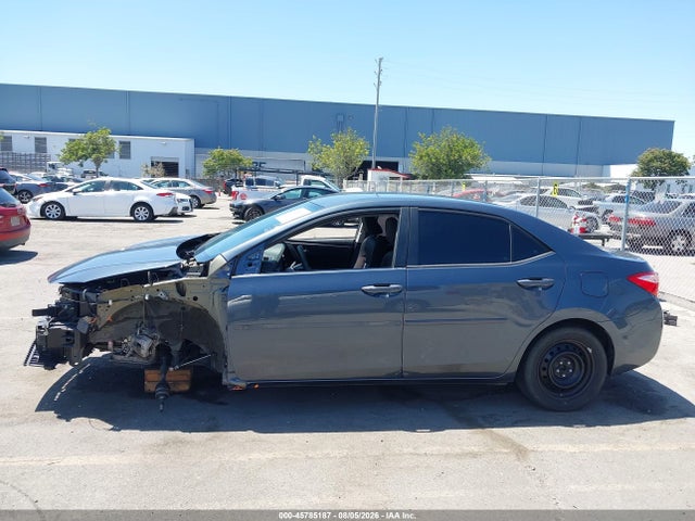 2018 TOYOTA COROLLA LE 15