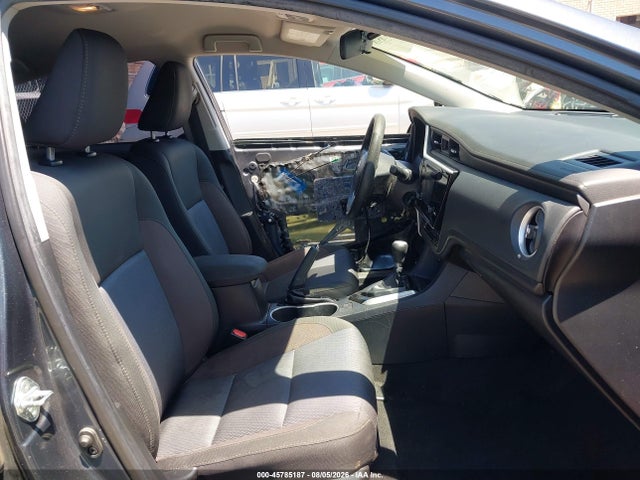 2018 TOYOTA COROLLA LE 5