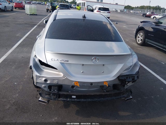 2014 Mercedes-BENZ CLA 照片 17
