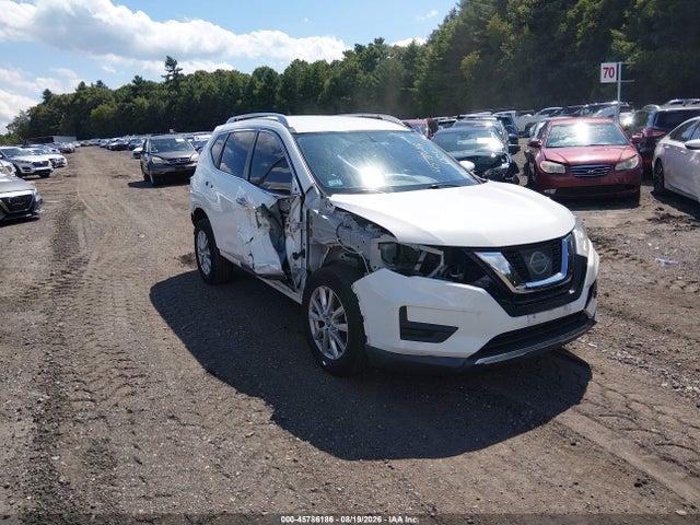 2017 NISSAN ROGUE SV